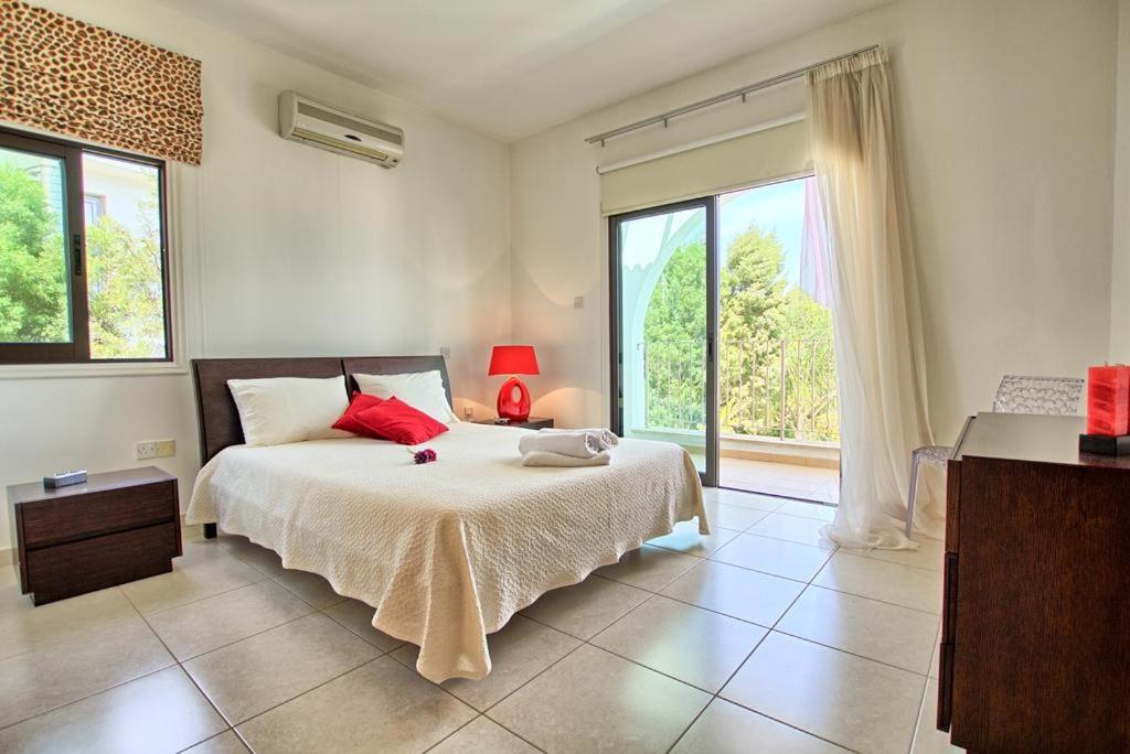 Villa Anatoli - Cape Greco Protaras Buitenkant foto