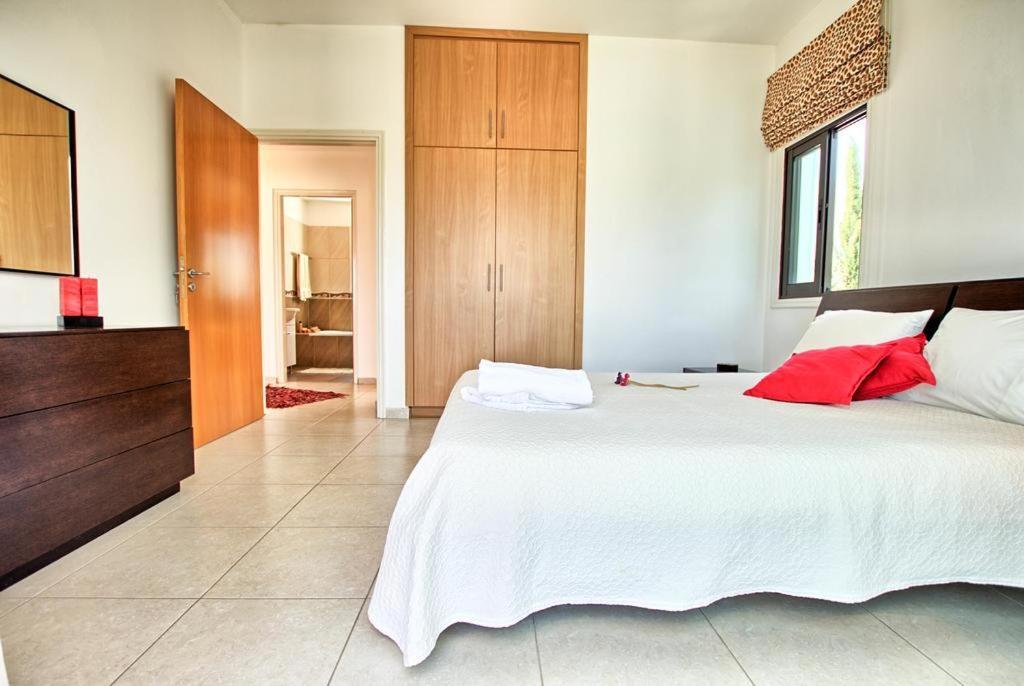 Villa Anatoli - Cape Greco Protaras Buitenkant foto
